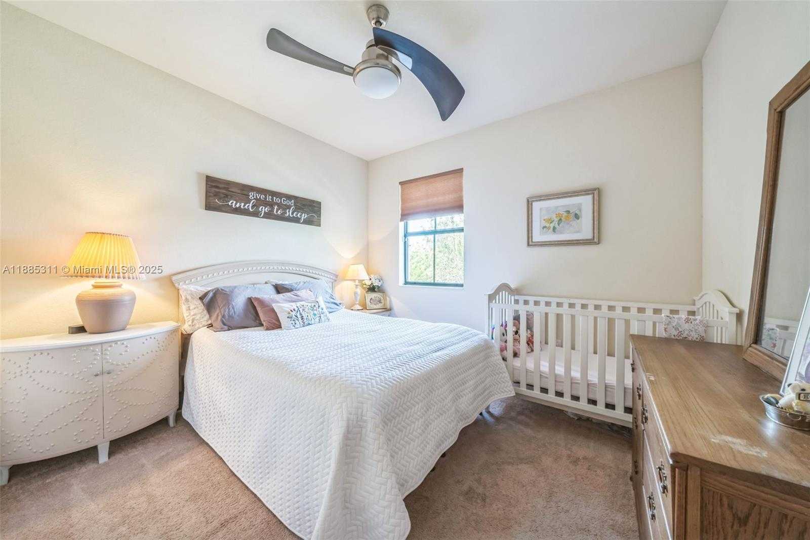 Small Image of 627 SOUTH EAST 34TH AVE, Homestead Number 14
