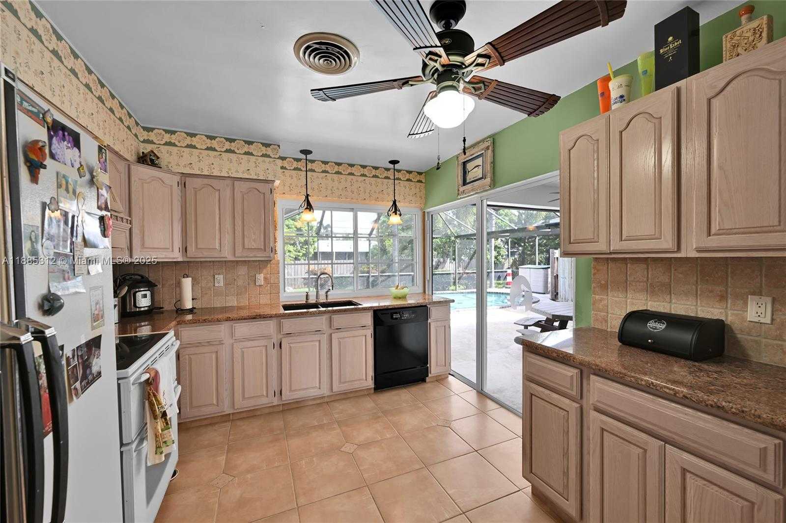 Small Image of 505 NORTH WEST 20TH ST, Homestead Number 16