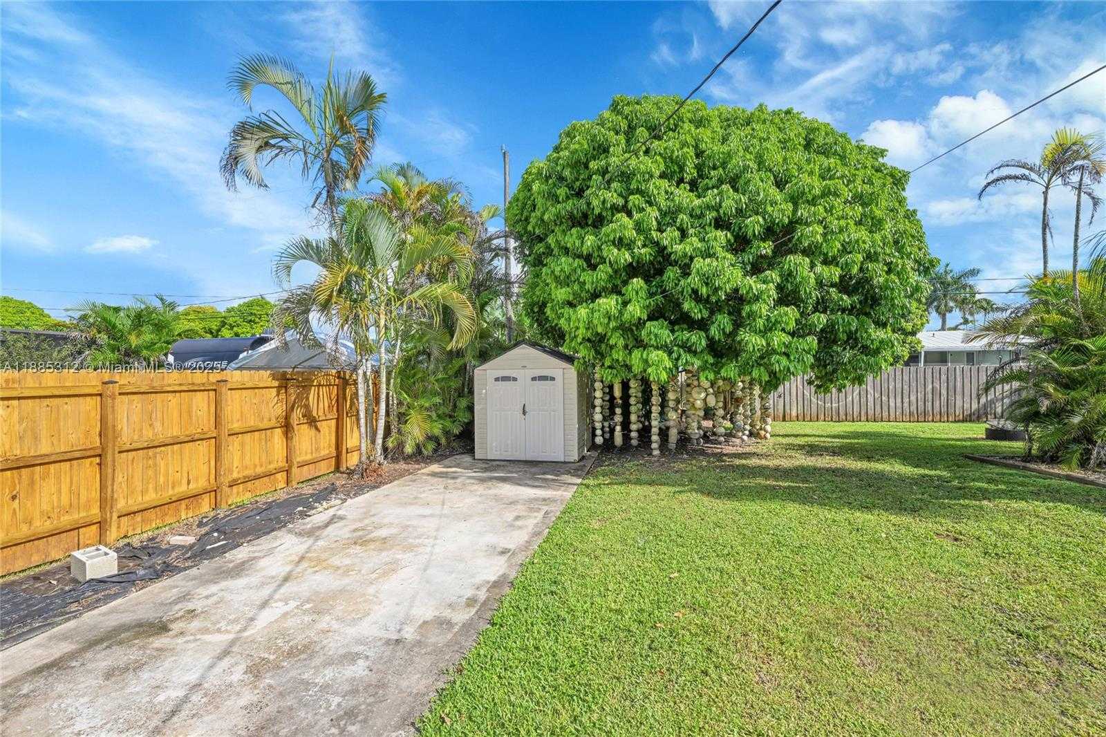 Small Image of 505 NORTH WEST 20TH ST, Homestead Number 29