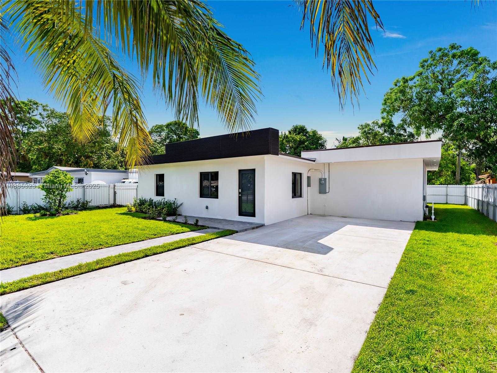 Small Image of 550 NORTH WEST 143RD ST, North Miami Number 21