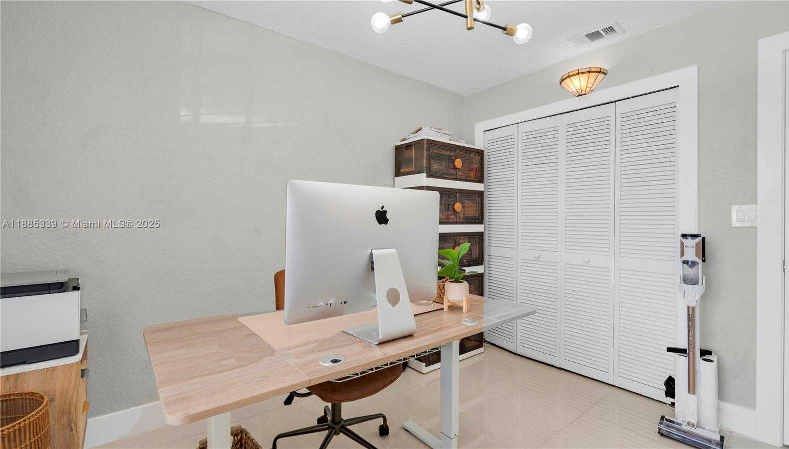 Small Image of 7250 WEST 30TH AVE, Hialeah Number 16