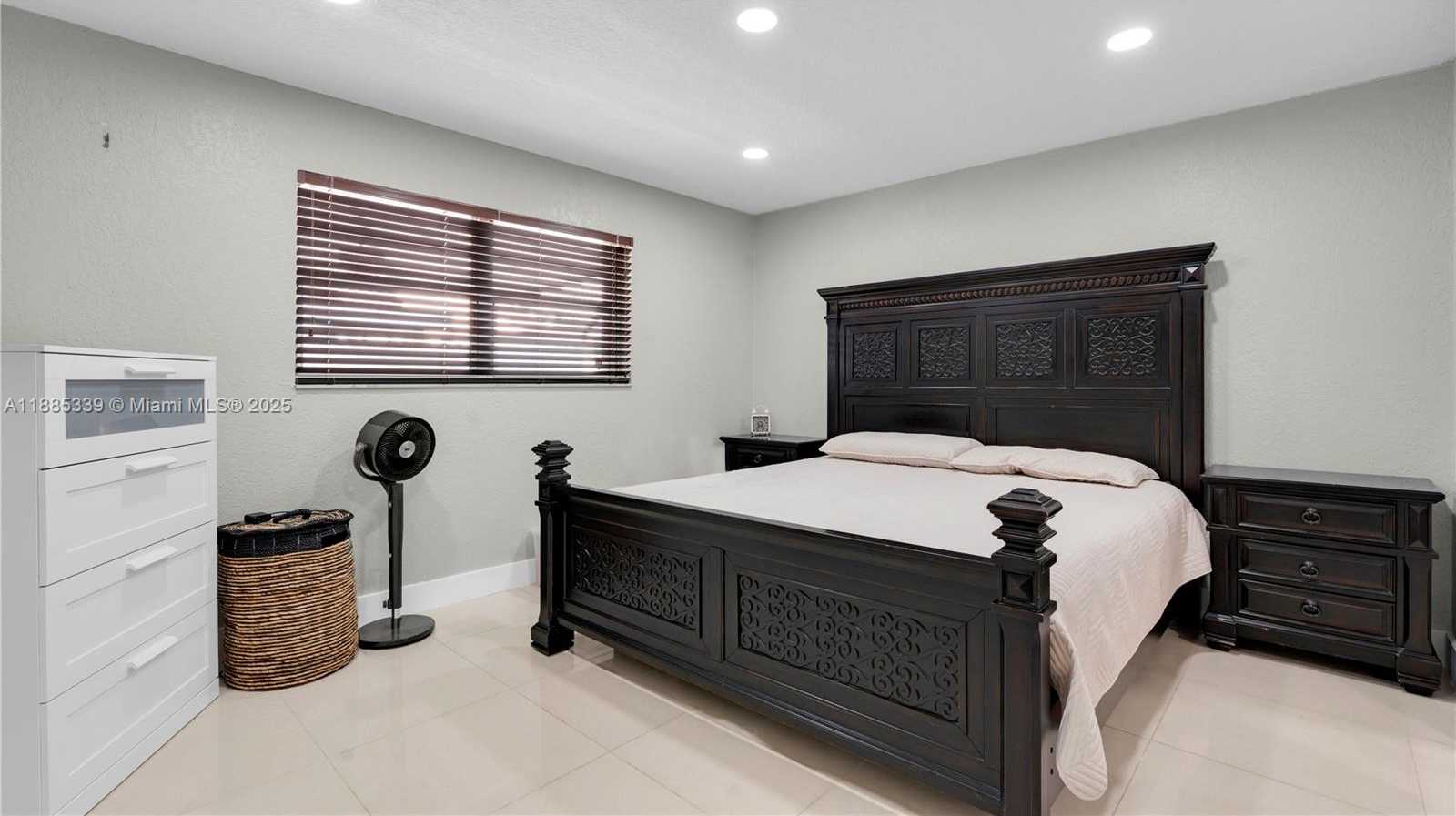 Small Image of 7250 WEST 30TH AVE, Hialeah Number 24