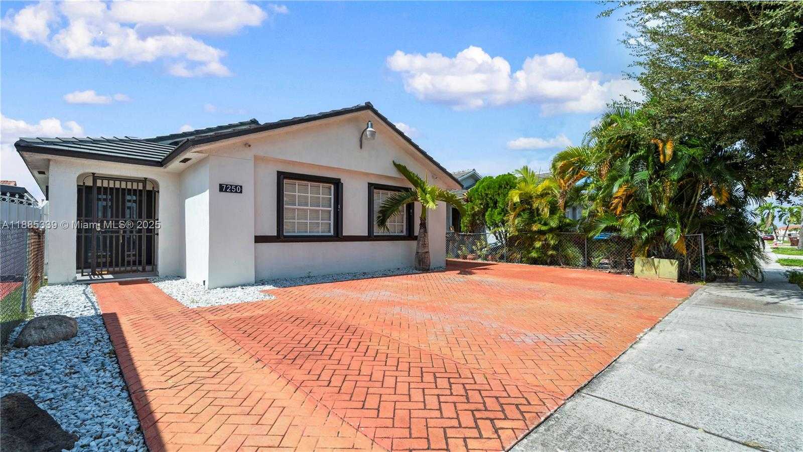 Small Image of 7250 WEST 30TH AVE, Hialeah Number 3