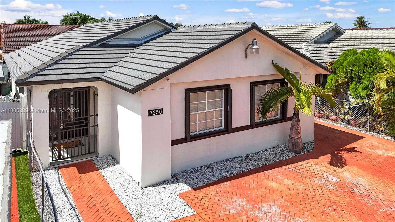 Small Image of 7250 WEST 30TH AVE, Hialeah Number 33