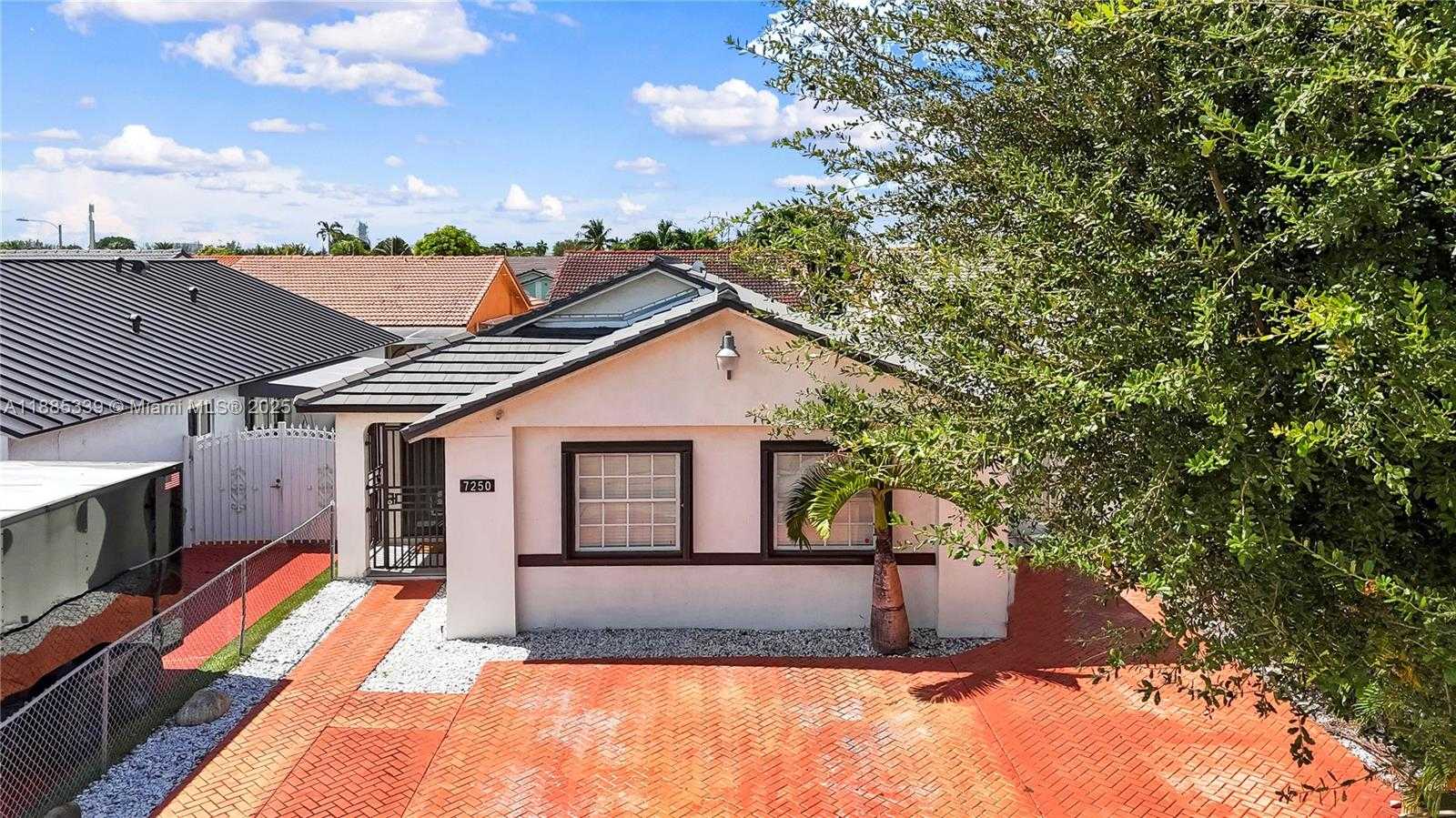 Small Image of 7250 WEST 30TH AVE, Hialeah Number 34
