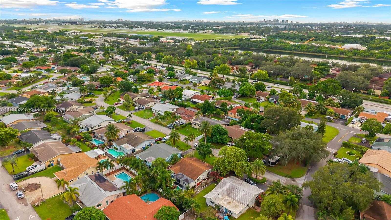 Small Image of 3321 NORTH WEST 64TH ST, Fort Lauderdale Number 35