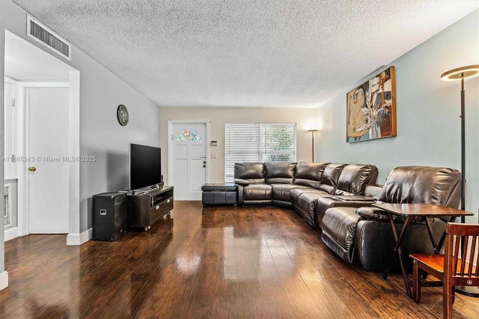 Small Image of 3321 NORTH WEST 64TH ST, Fort Lauderdale Number 4
