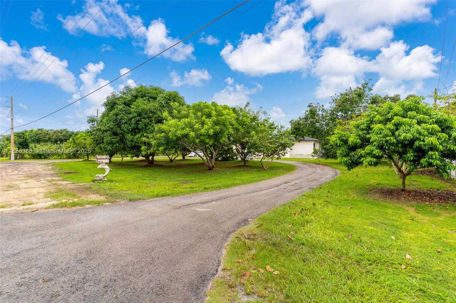 Small Image of 27055 SOUTH WEST 157TH AVE, Homestead Number 5
