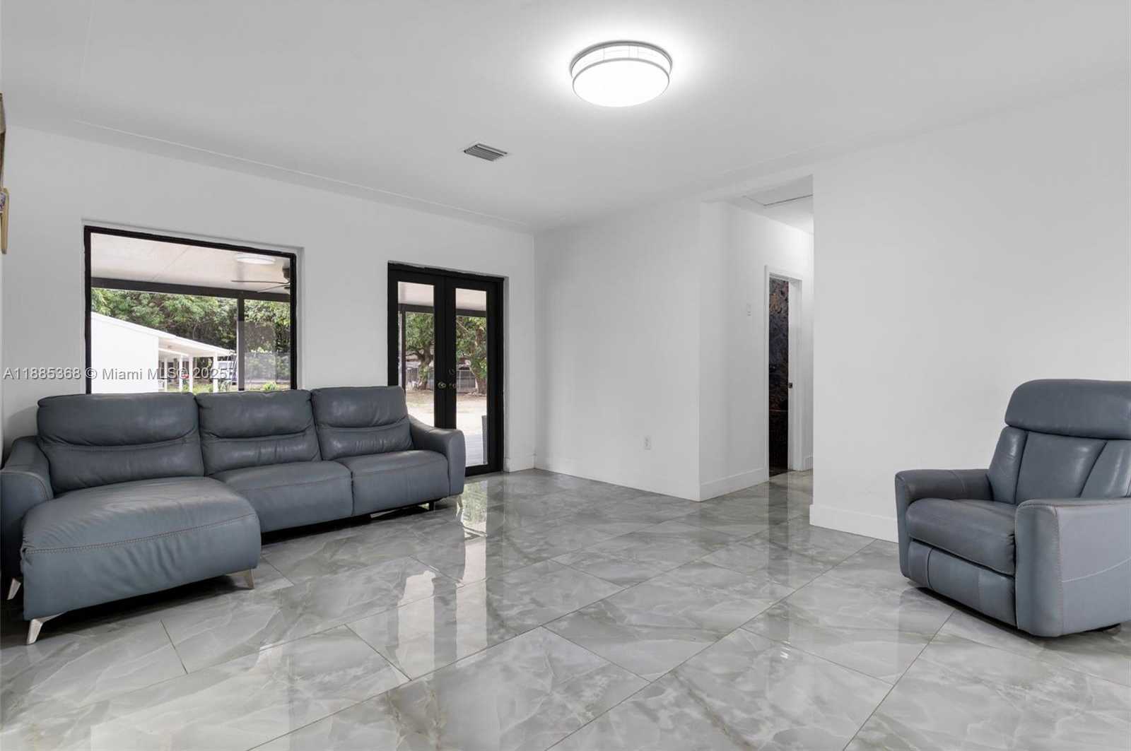 Small Image of 27055 SOUTH WEST 157TH AVE, Homestead Number 6