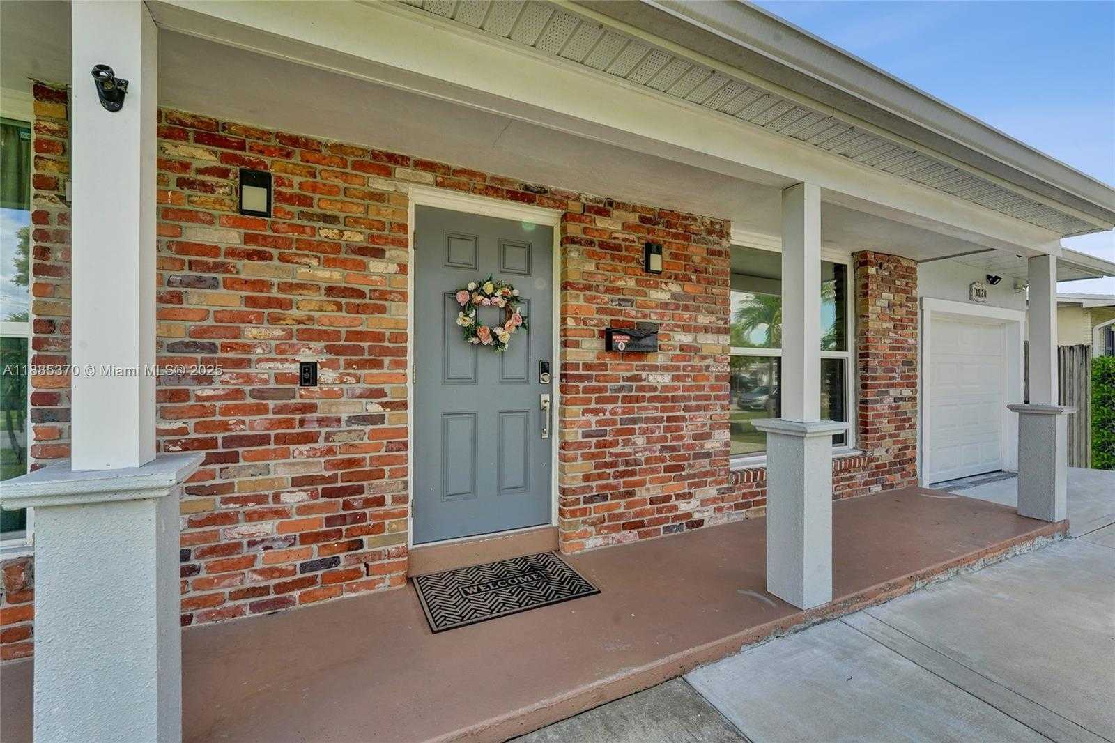Small Image of 3120 SOUTH WEST 23RD ST, Fort Lauderdale Number 2