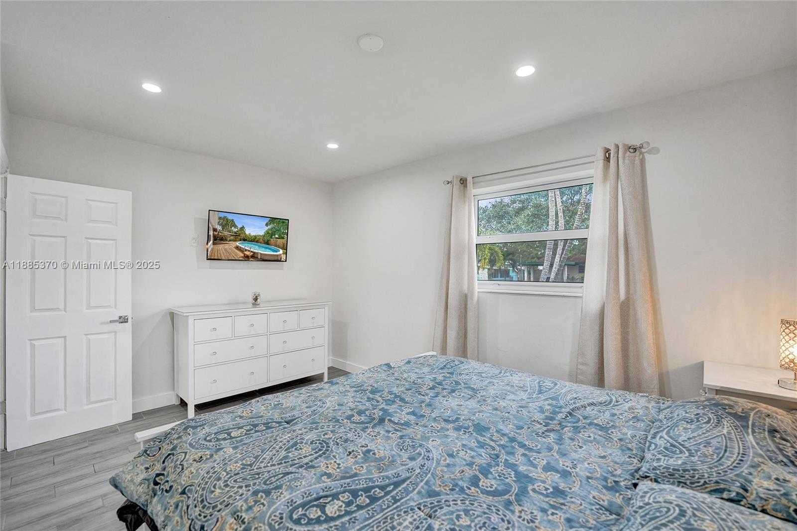 Small Image of 3120 SOUTH WEST 23RD ST, Fort Lauderdale Number 37