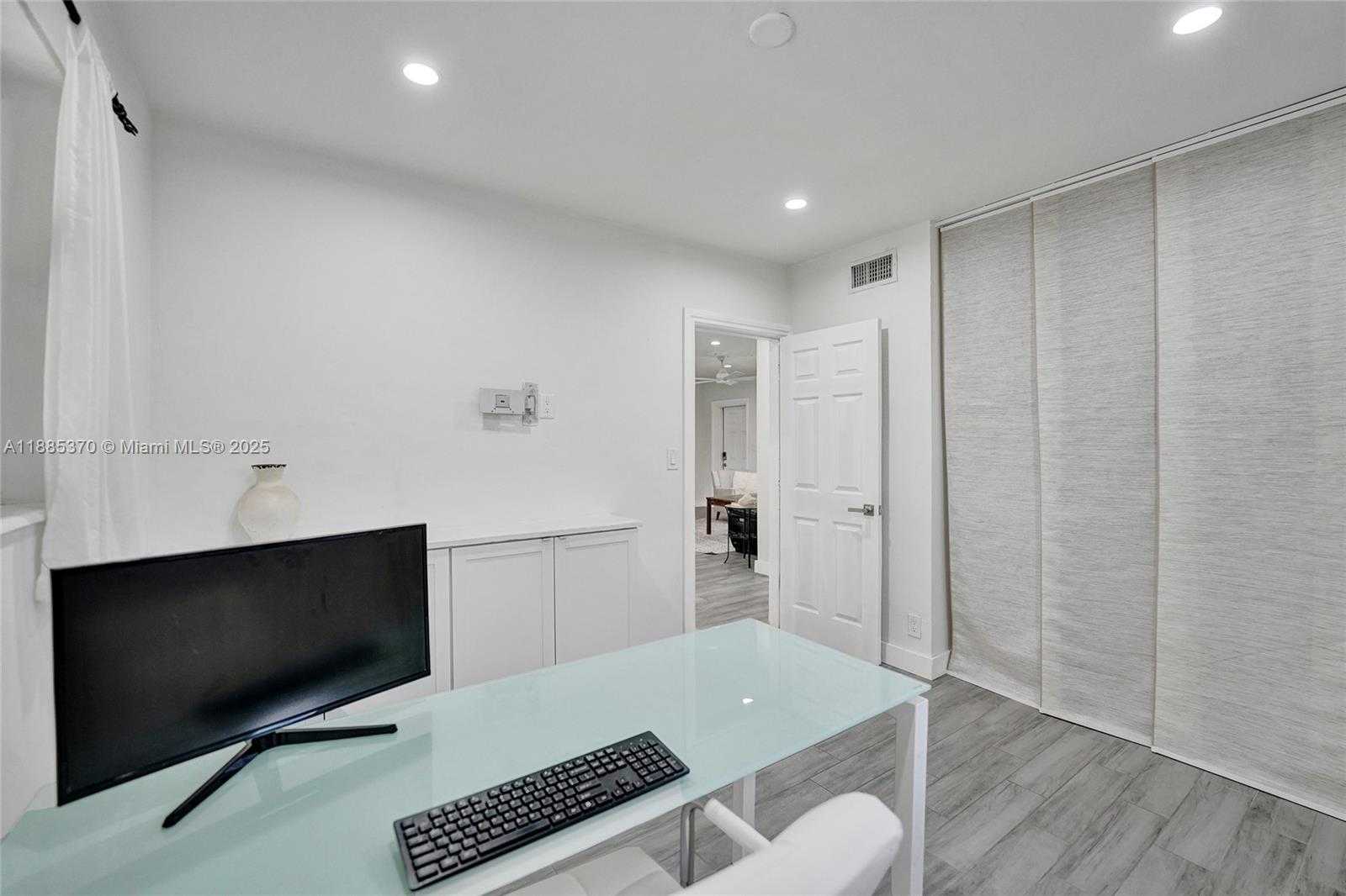 Small Image of 3120 SOUTH WEST 23RD ST, Fort Lauderdale Number 45