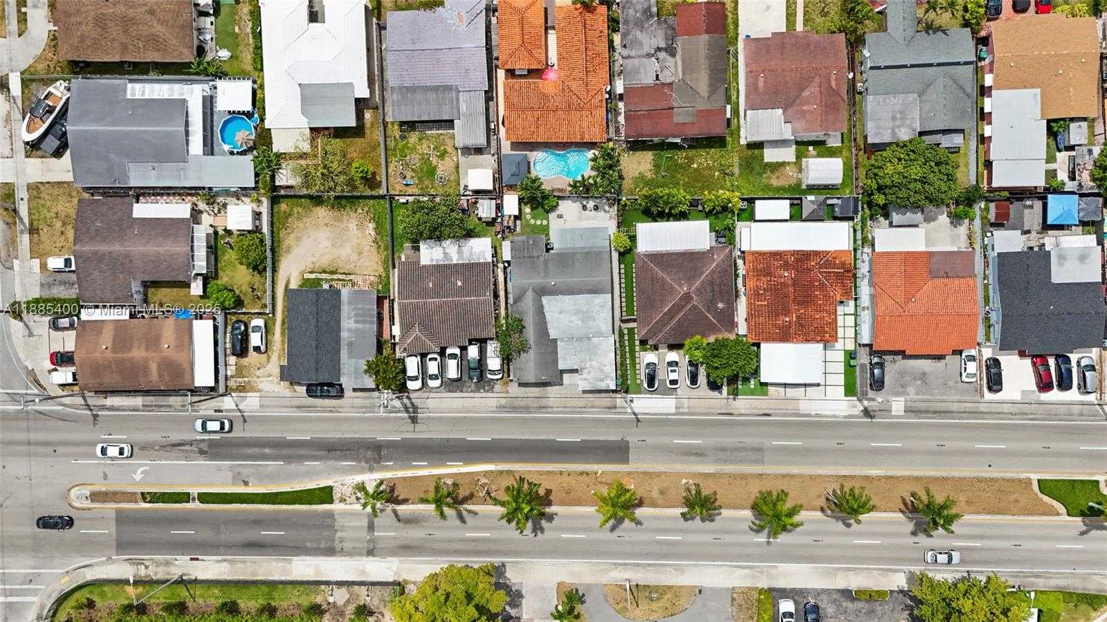 Small Image of 3510 SOUTH WEST 87TH AVE, Miami Number 10