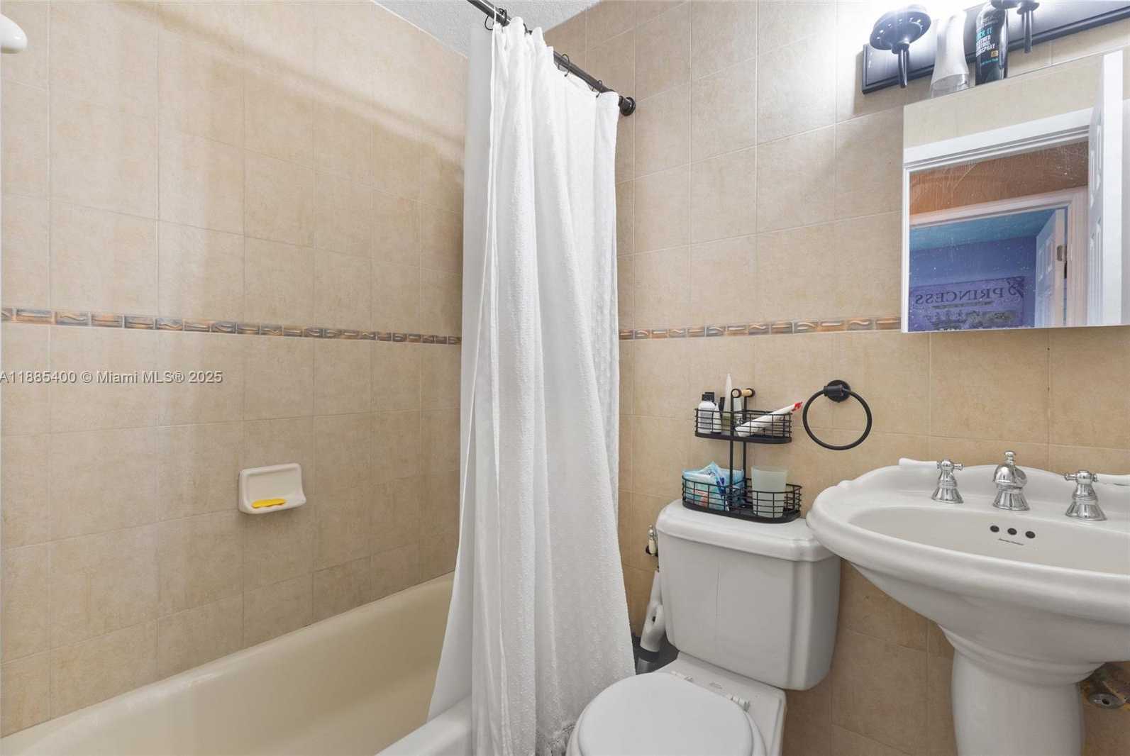 Small Image of 3510 SOUTH WEST 87TH AVE, Miami Number 8
