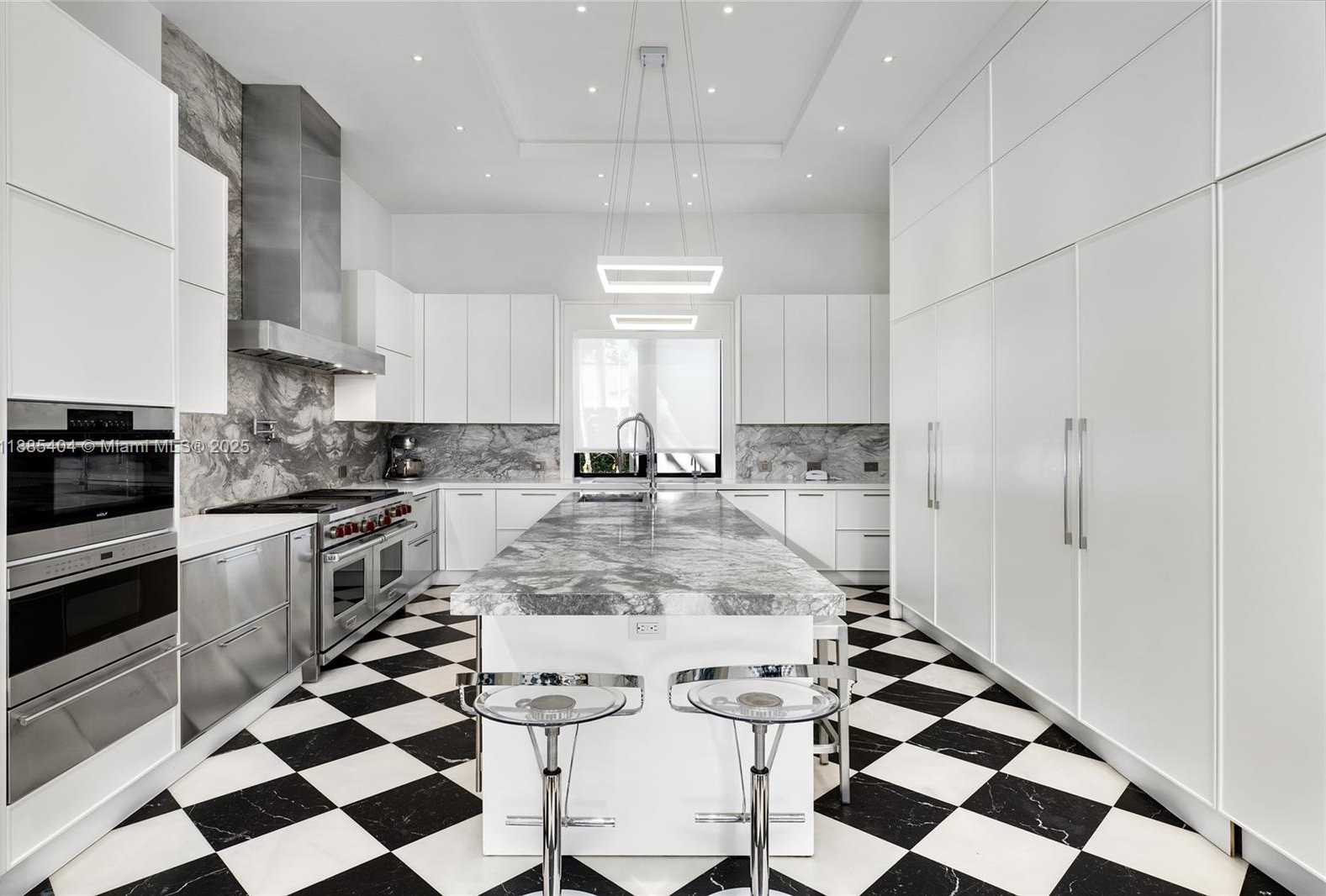 Small Image of 231 COSTANERA RD, Coral Gables Number 24