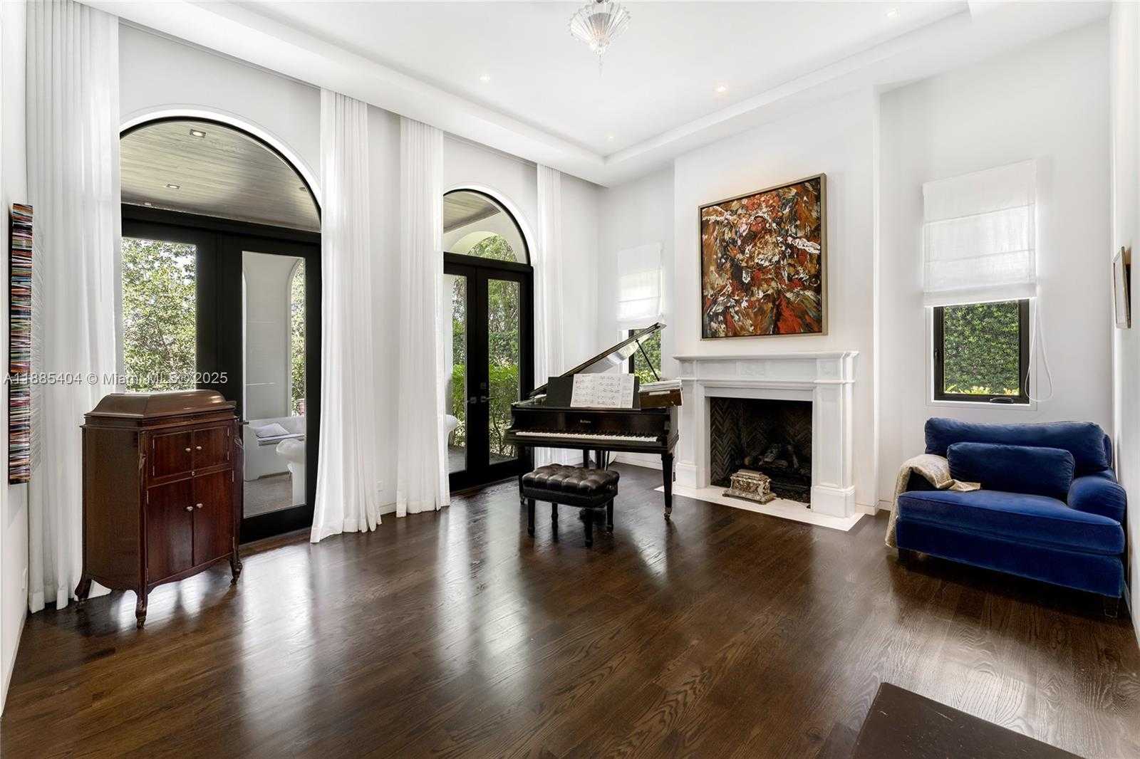 Small Image of 231 COSTANERA RD, Coral Gables Number 28