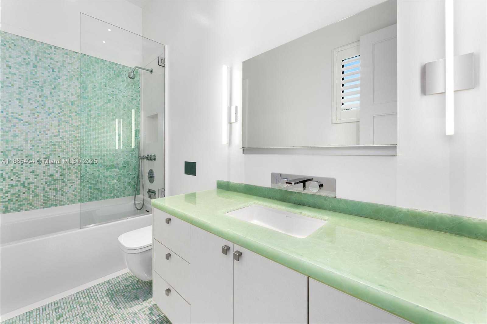 Small Image of 231 COSTANERA RD, Coral Gables Number 38