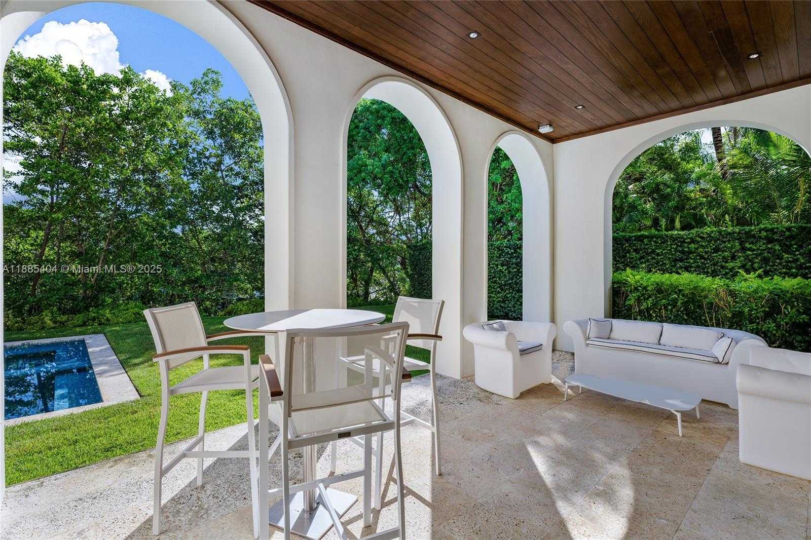 Small Image of 231 COSTANERA RD, Coral Gables Number 8