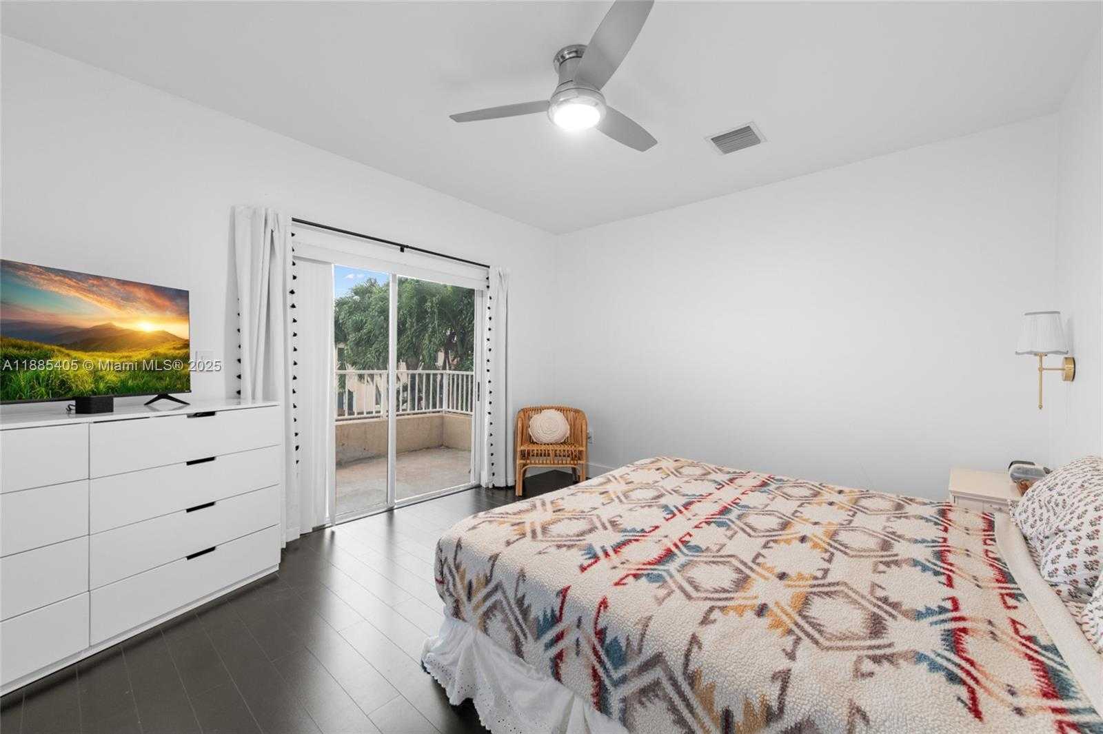 Small Image of 4172 NORTH EAST 16TH ST, Homestead Number 21
