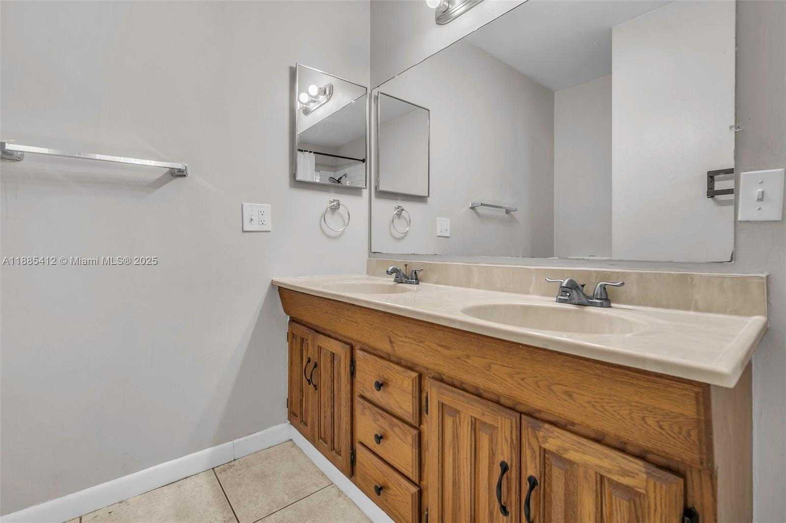 Small Image of 7830 NORTH WEST 47TH ST, Lauderhill Number 19