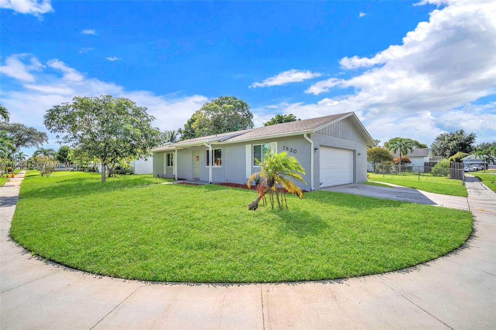 Small Image of 7830 NORTH WEST 47TH ST, Lauderhill Number 3