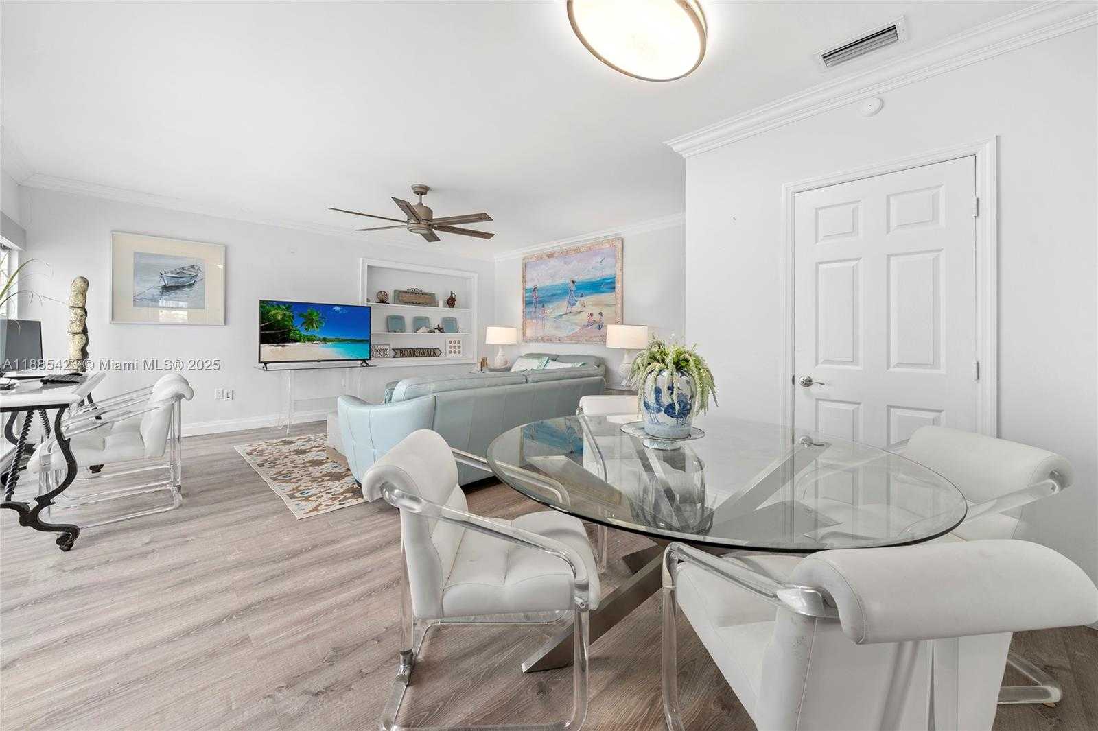 Small Image of 2910 NORTH SURF RD, Hollywood Number 25
