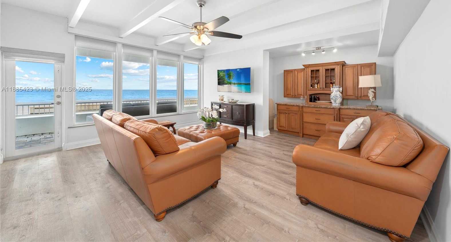 Small Image of 2910 NORTH SURF RD, Hollywood Number 9
