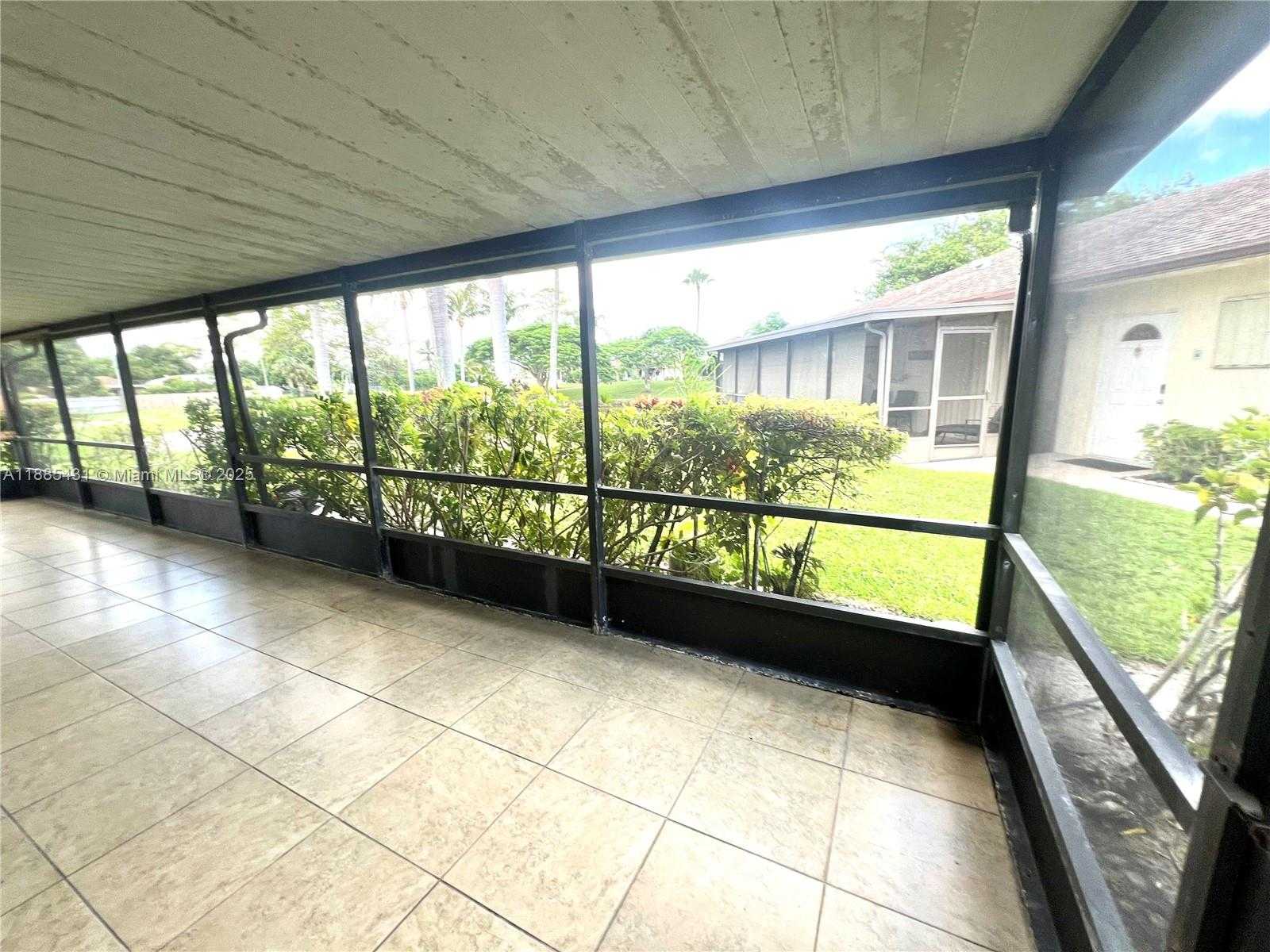 Small Image of 5445 MENDOZA ST, West Palm Beach Number 27