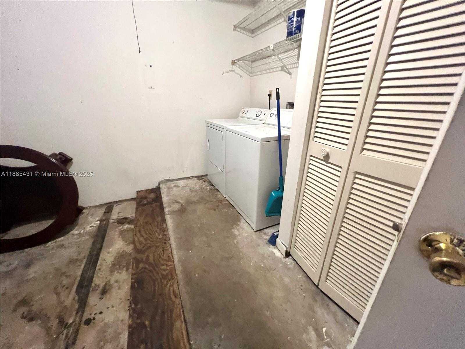 Small Image of 5445 MENDOZA ST, West Palm Beach Number 30