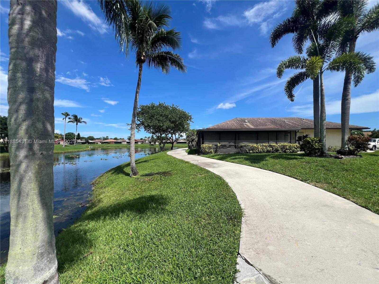 Small Image of 5445 MENDOZA ST, West Palm Beach Number 35