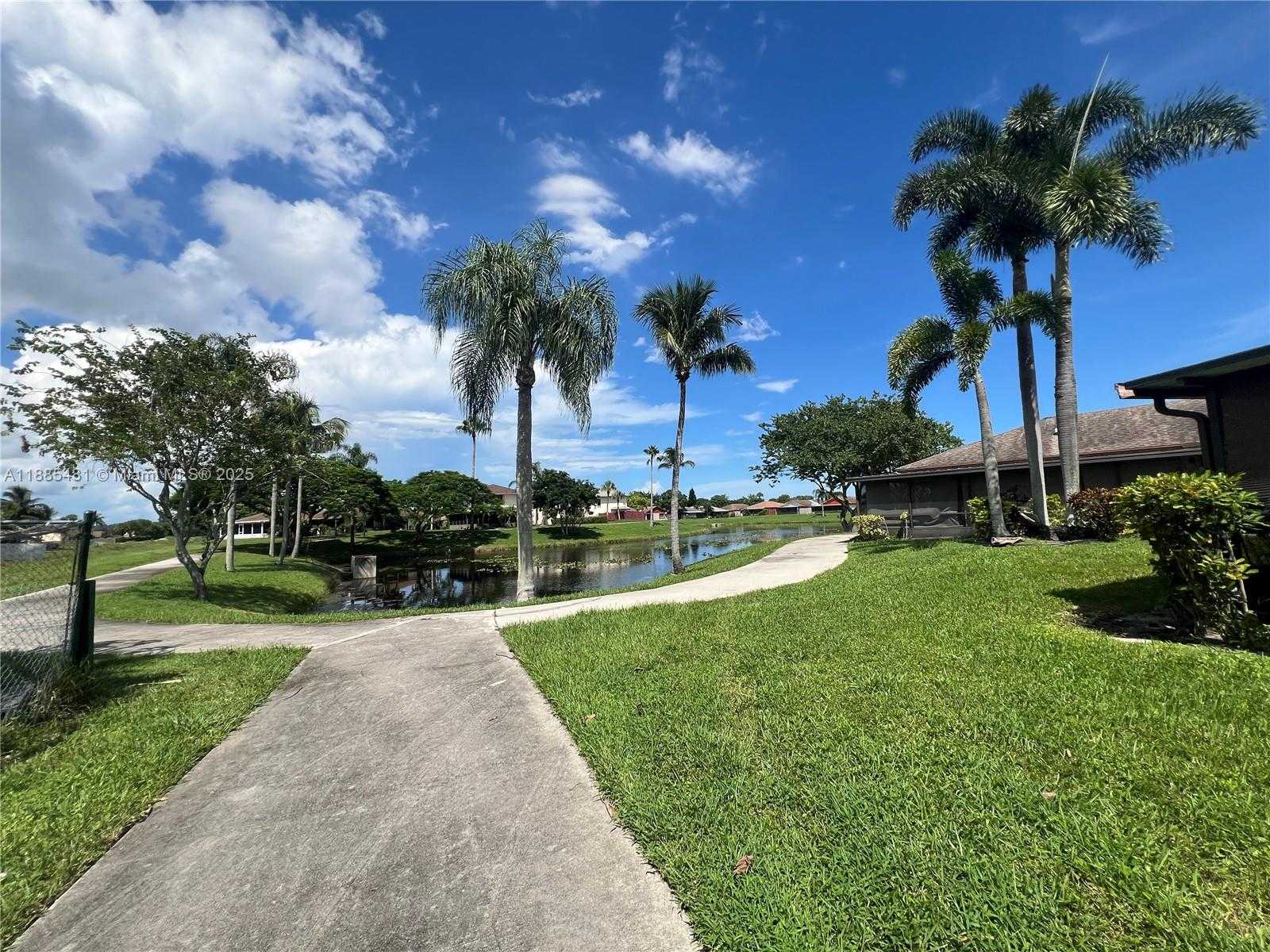 Small Image of 5445 MENDOZA ST, West Palm Beach Number 40