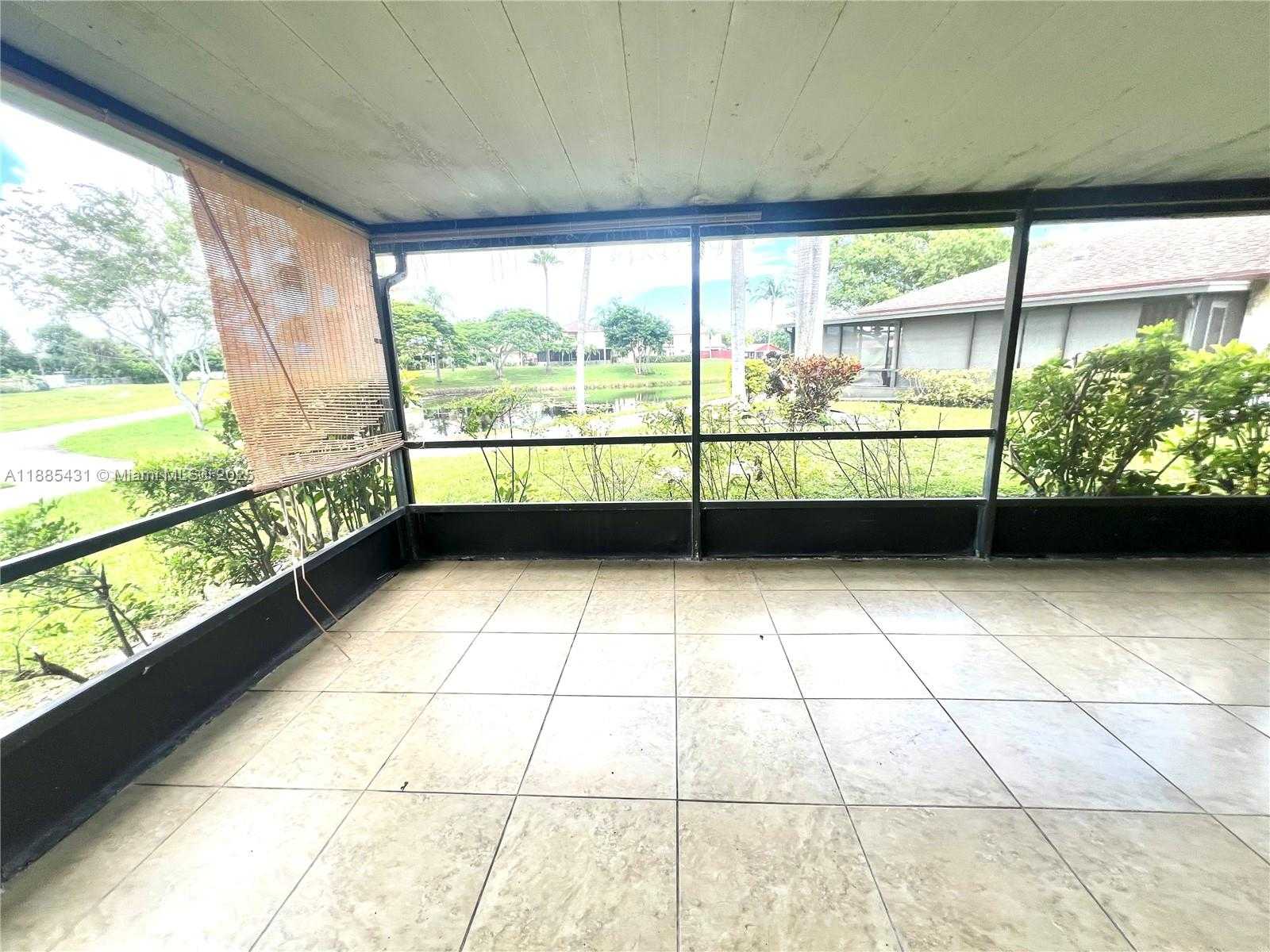 Small Image of 5445 MENDOZA ST, West Palm Beach Number 7