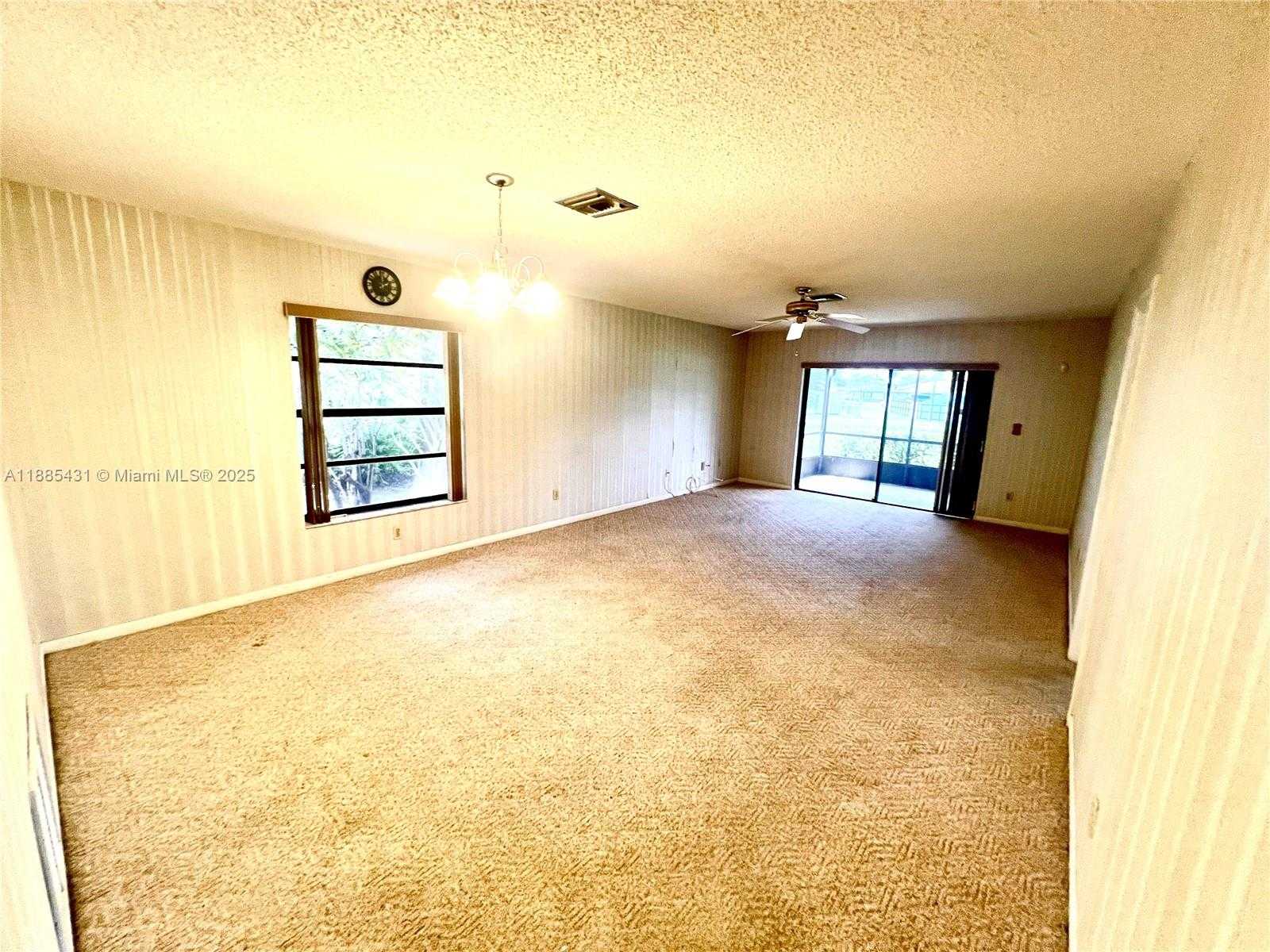 Small Image of 5445 MENDOZA ST, West Palm Beach Number 8