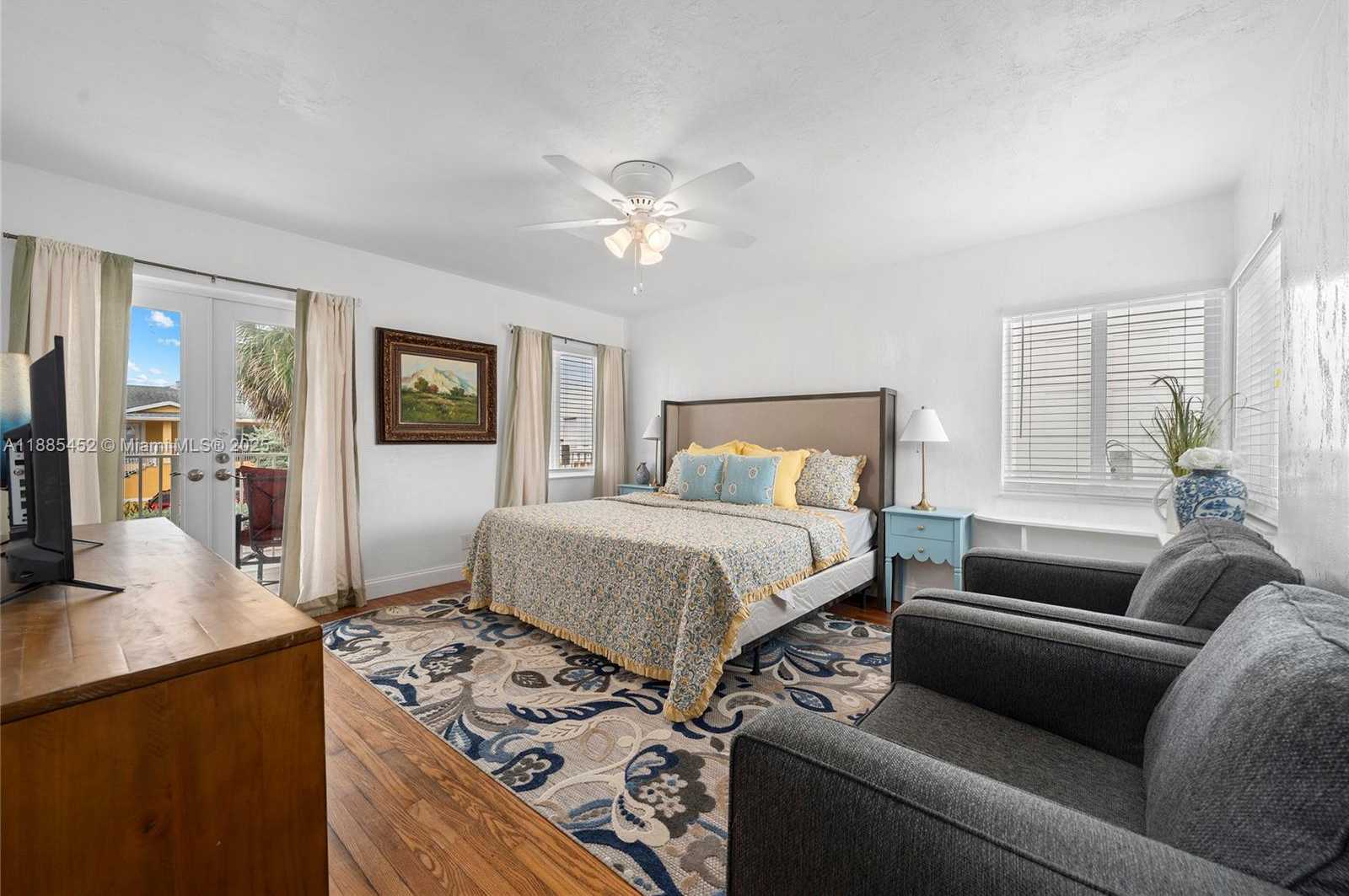 Small Image of 319 NEBRASKA ST, Hollywood Number 16