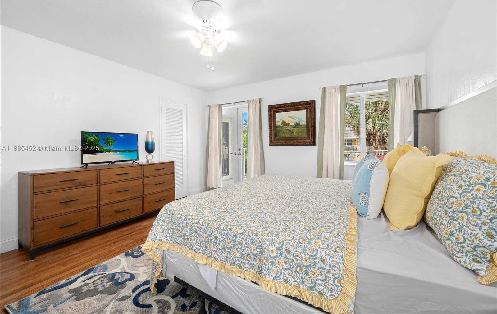 Small Image of 319 NEBRASKA ST, Hollywood Number 17