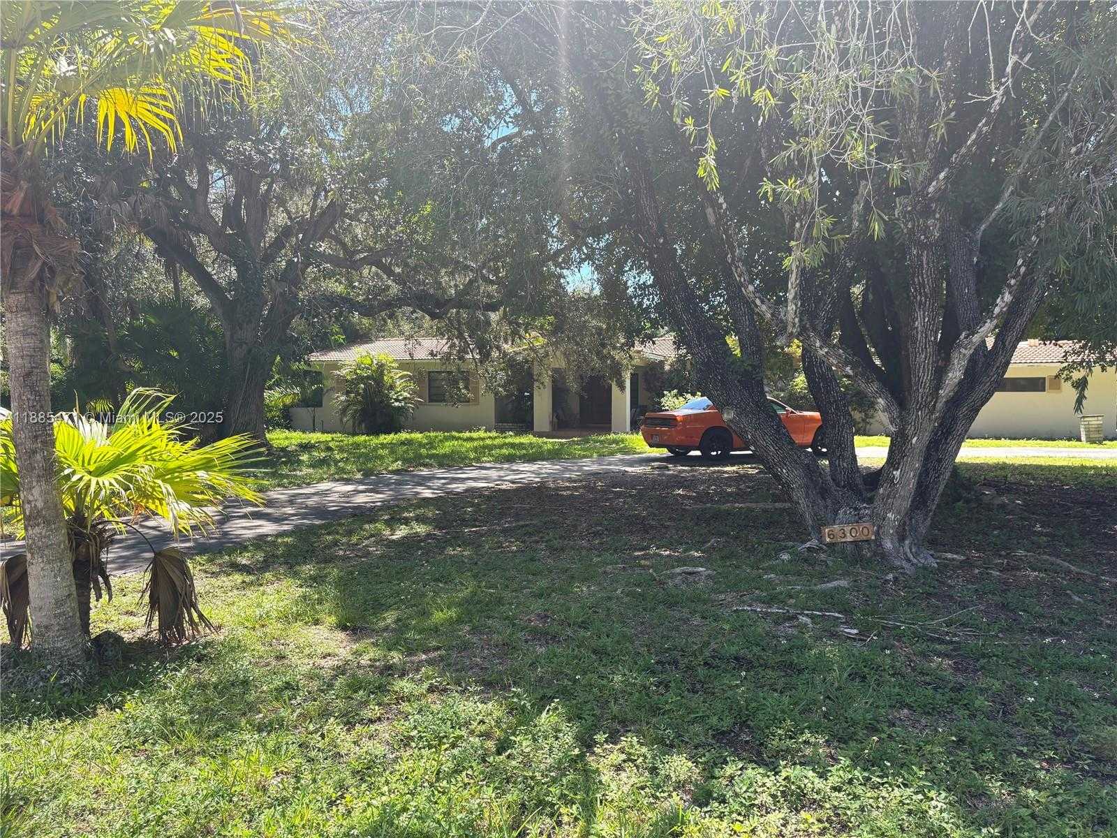 Small Image of 6300 SOUTH WEST 98TH ST, Pinecrest Number 10