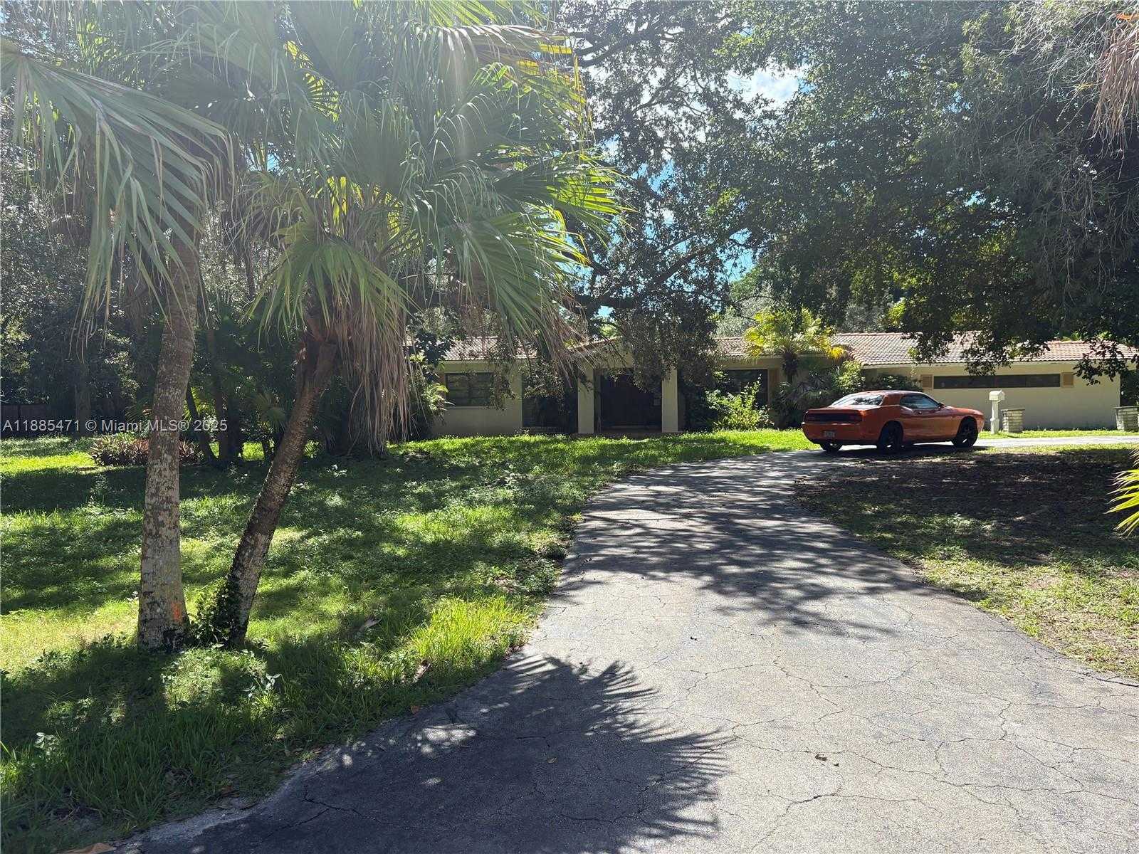 Small Image of 6300 SOUTH WEST 98TH ST, Pinecrest Number 8