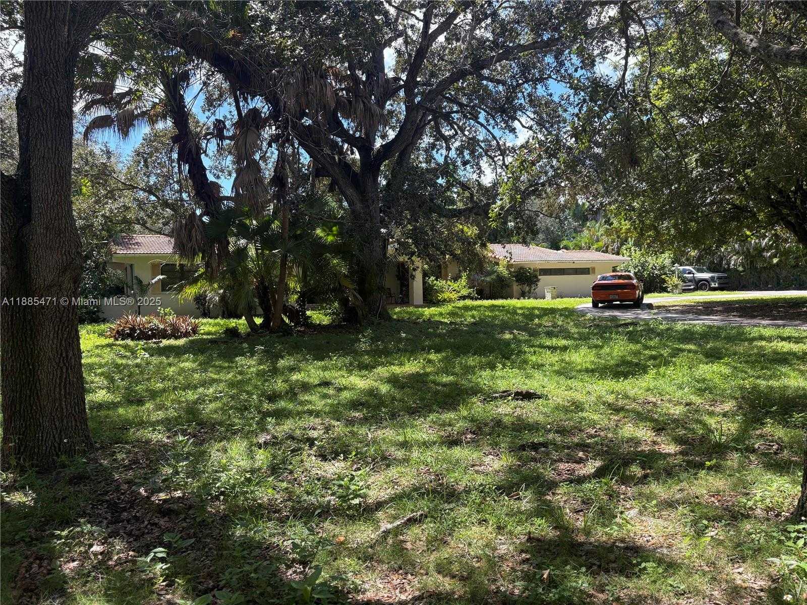 Small Image of 6300 SOUTH WEST 98TH ST, Pinecrest Number 9