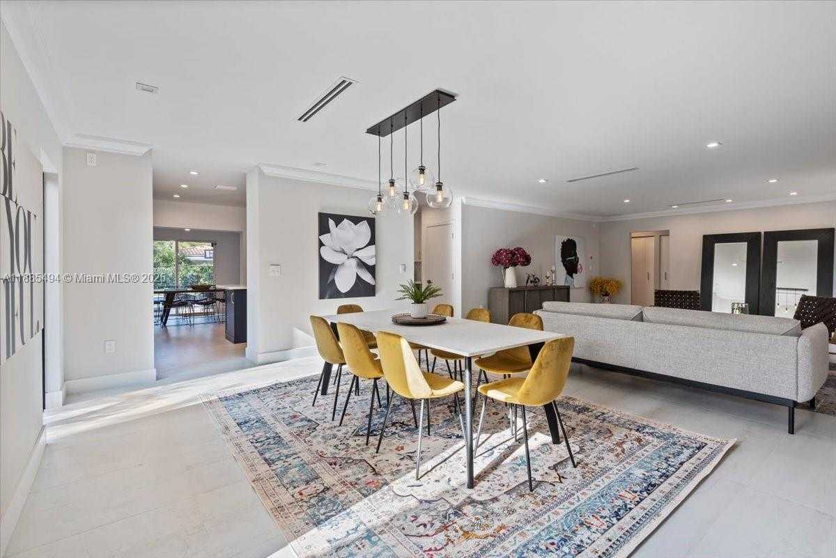 Small Image of 1339 JEFFERSON ST, Hollywood Number 10