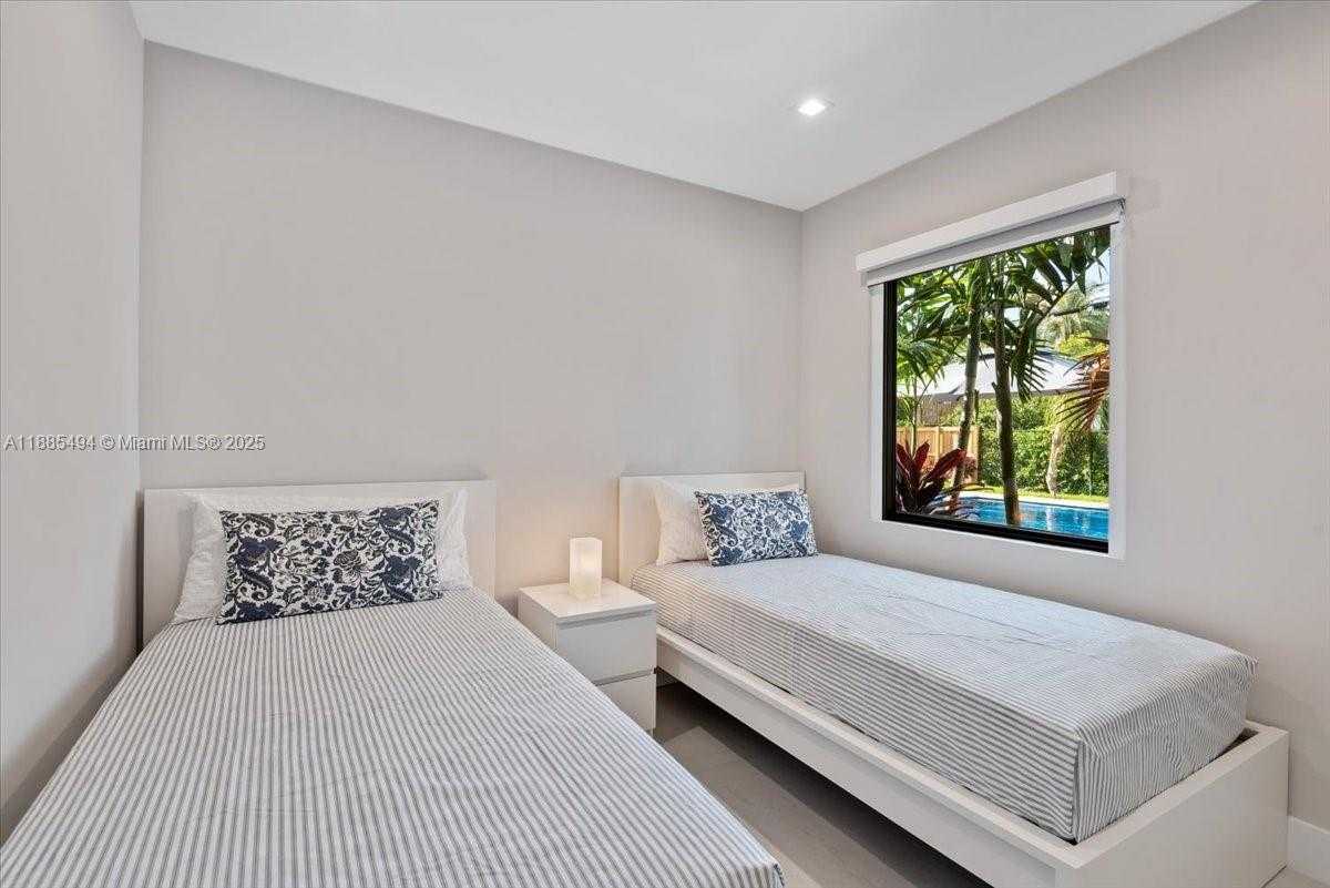 Small Image of 1339 JEFFERSON ST, Hollywood Number 15