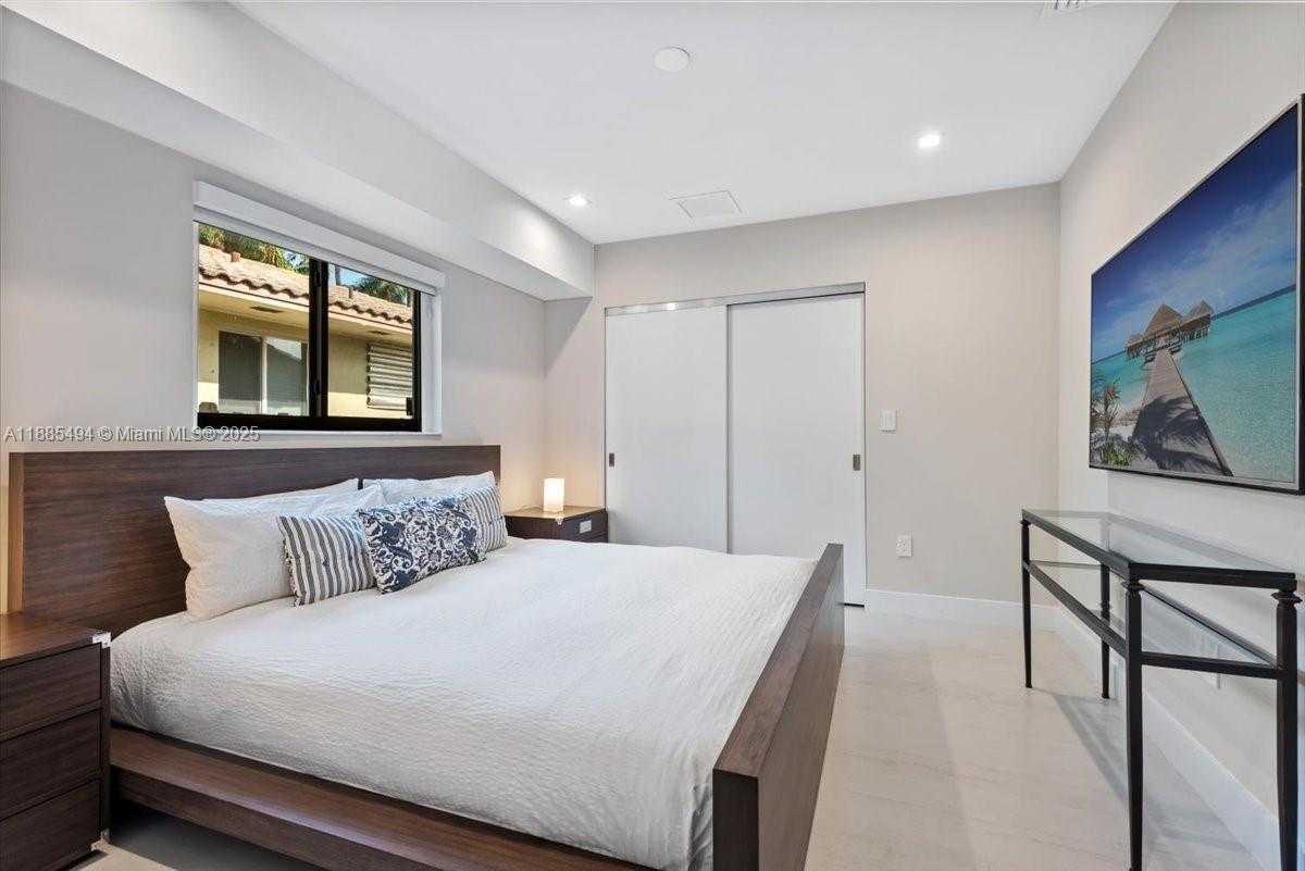 Small Image of 1339 JEFFERSON ST, Hollywood Number 17
