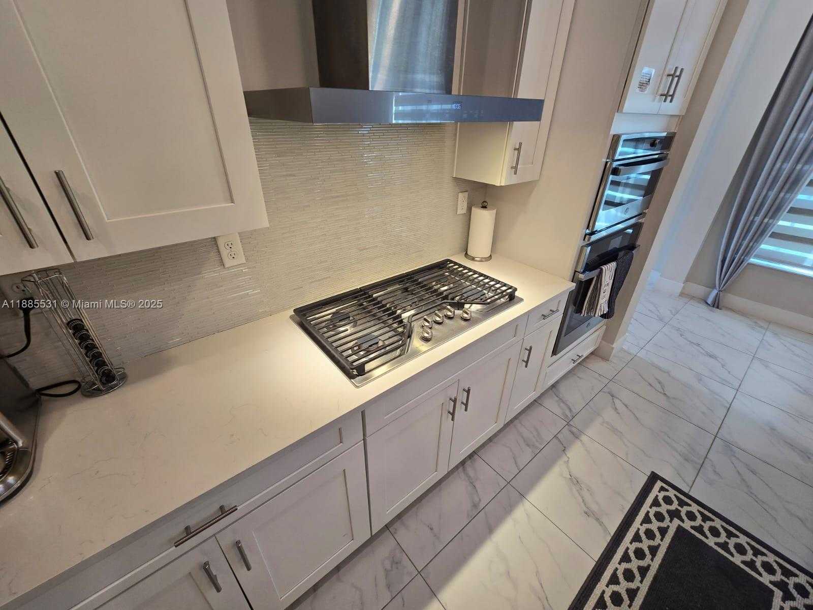 Small Image of 7959 LIBERTY WAY, Parkland Number 12