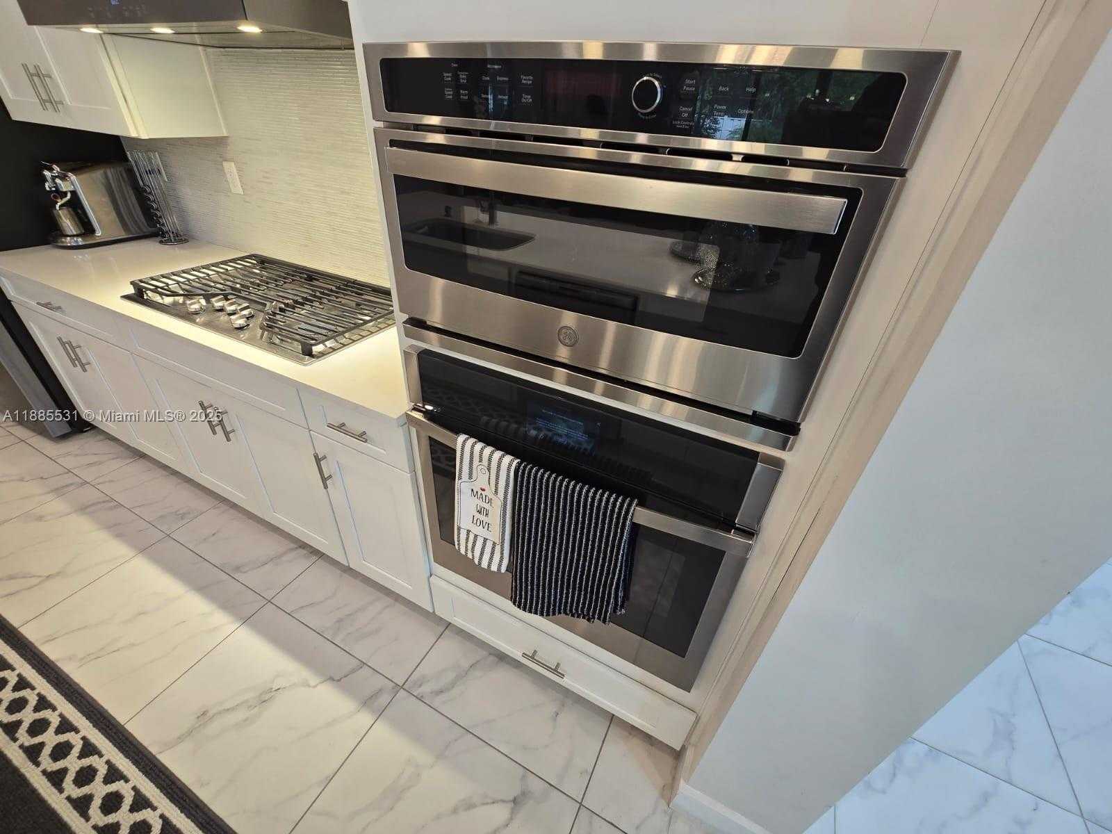 Small Image of 7959 LIBERTY WAY, Parkland Number 14