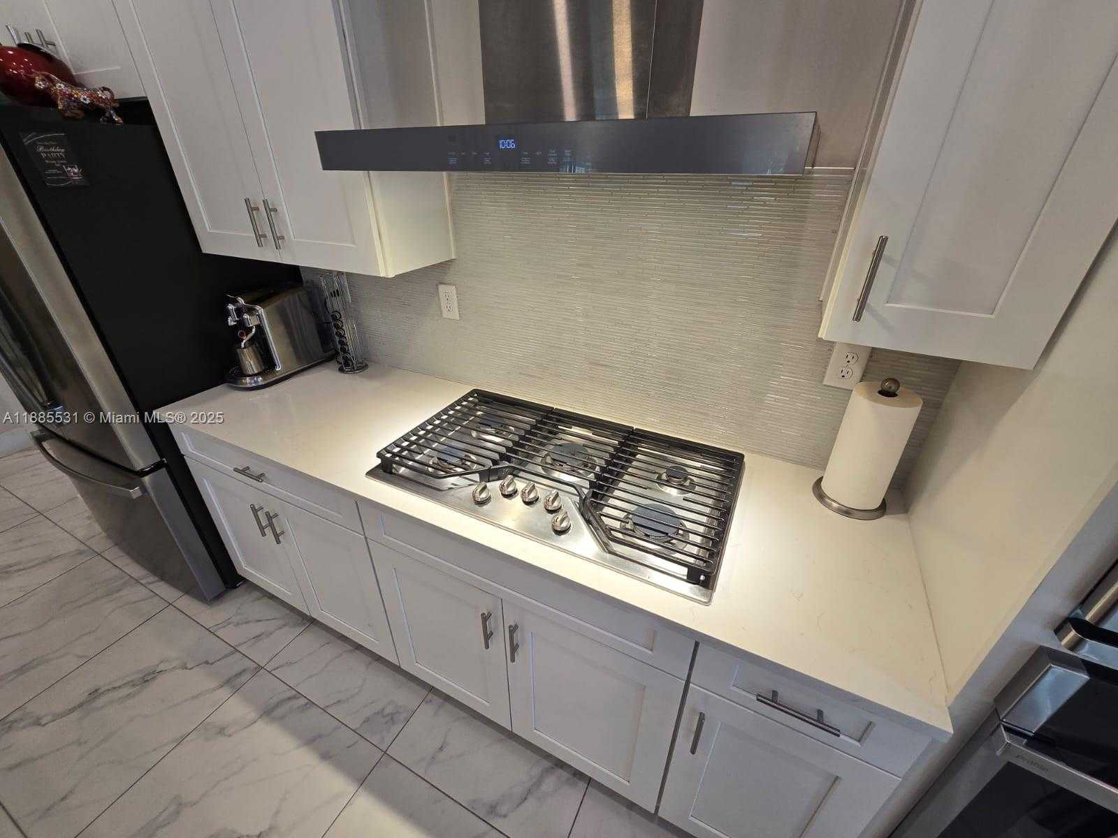 Small Image of 7959 LIBERTY WAY, Parkland Number 17