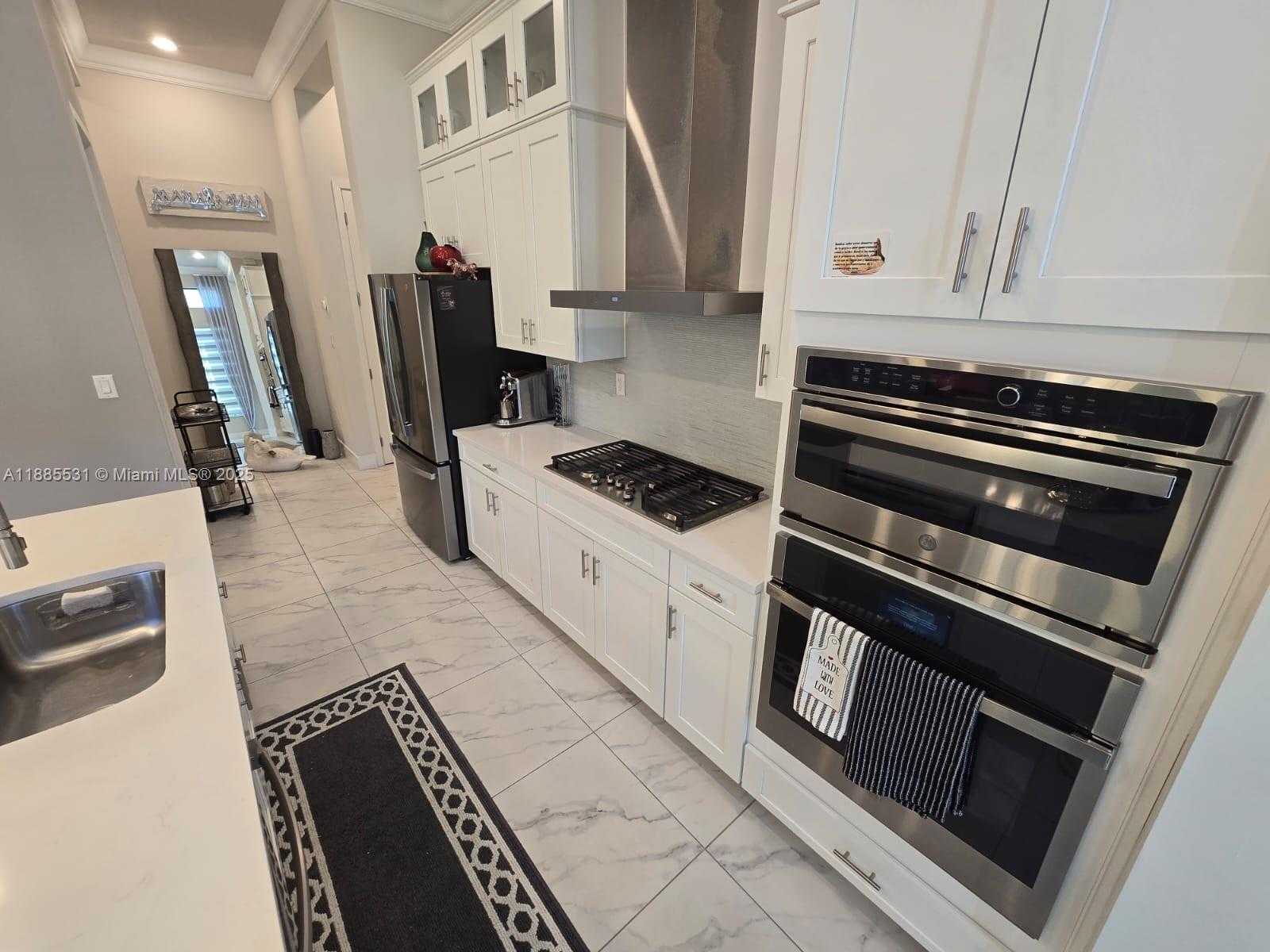 Small Image of 7959 LIBERTY WAY, Parkland Number 3