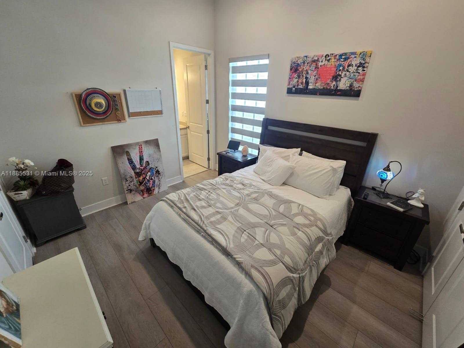 Small Image of 7959 LIBERTY WAY, Parkland Number 30