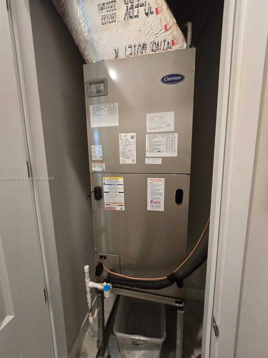 Small Image of 7959 LIBERTY WAY, Parkland Number 31