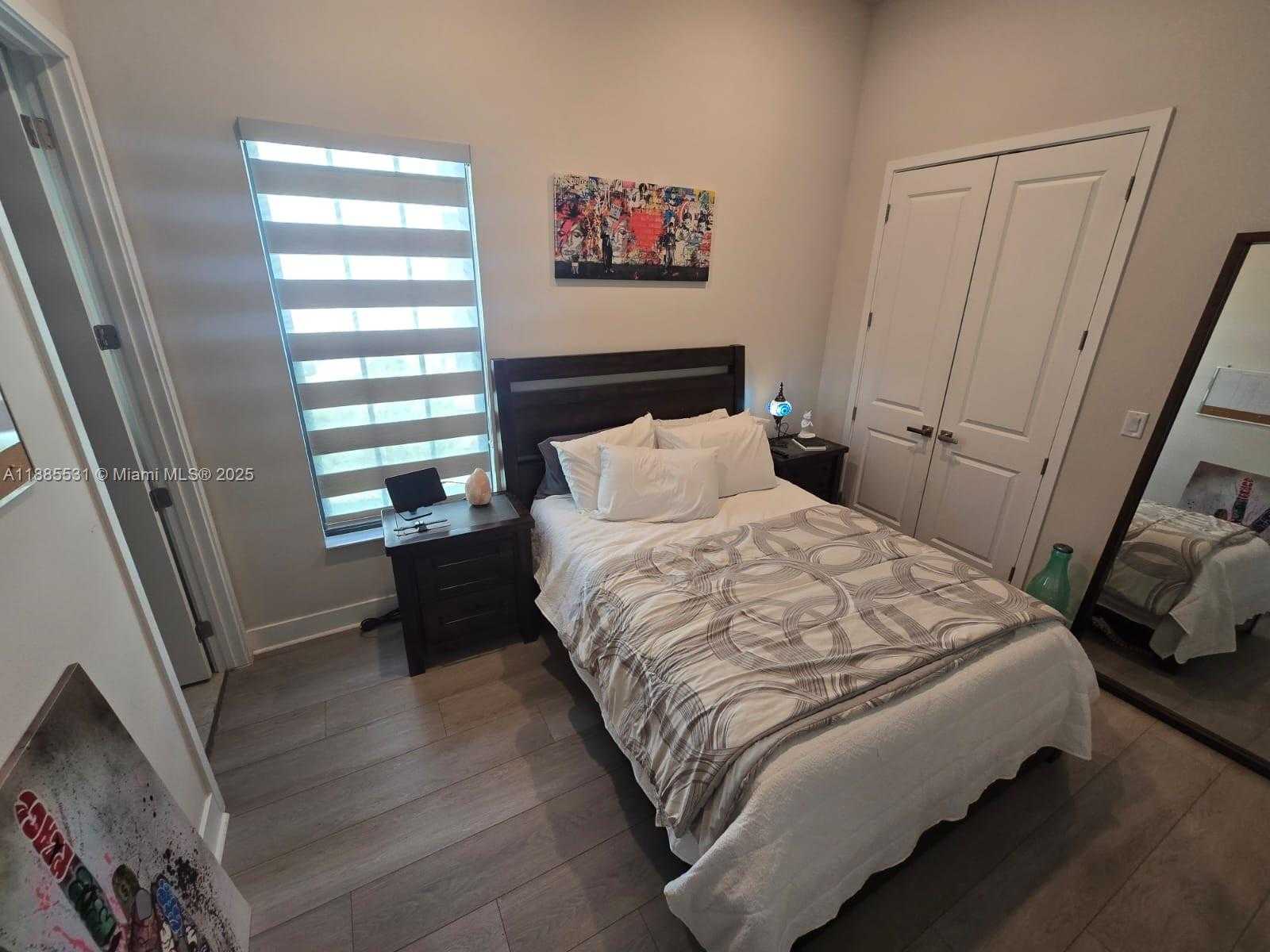 Small Image of 7959 LIBERTY WAY, Parkland Number 35
