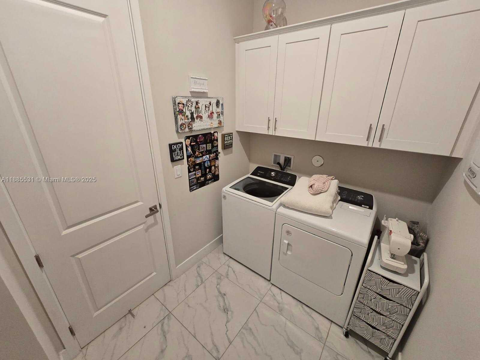Small Image of 7959 LIBERTY WAY, Parkland Number 36