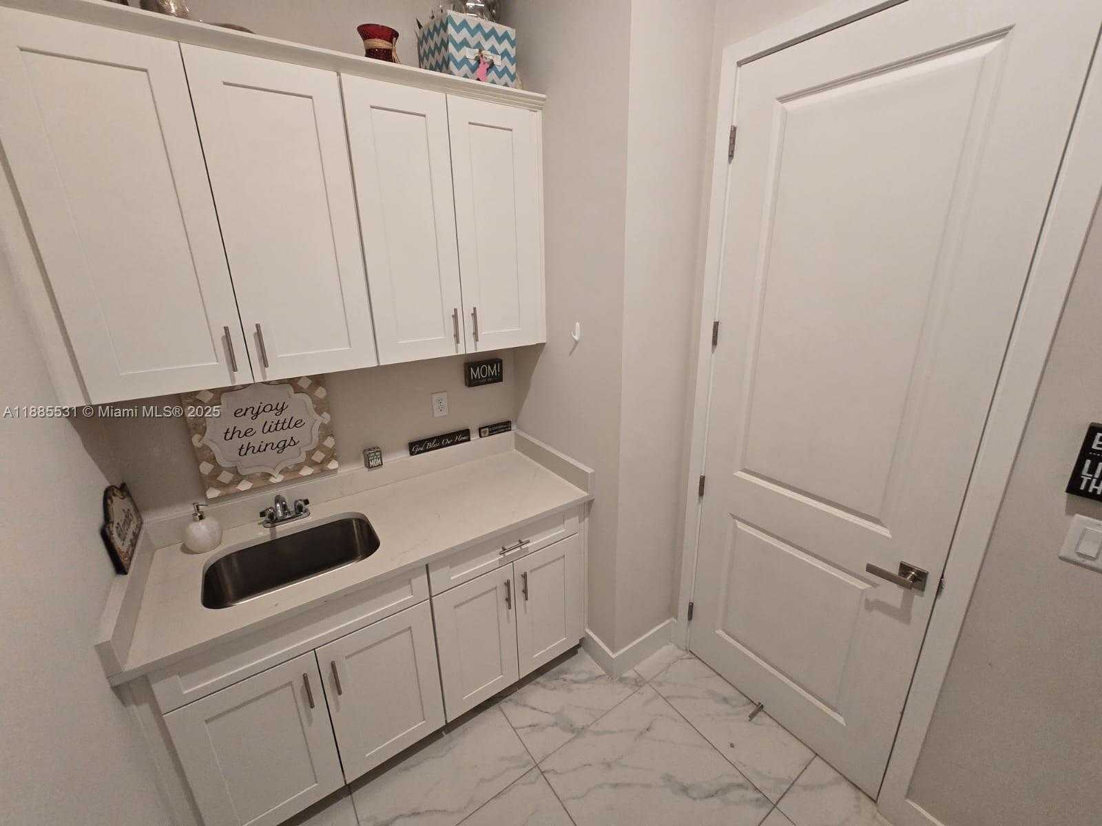 Small Image of 7959 LIBERTY WAY, Parkland Number 38